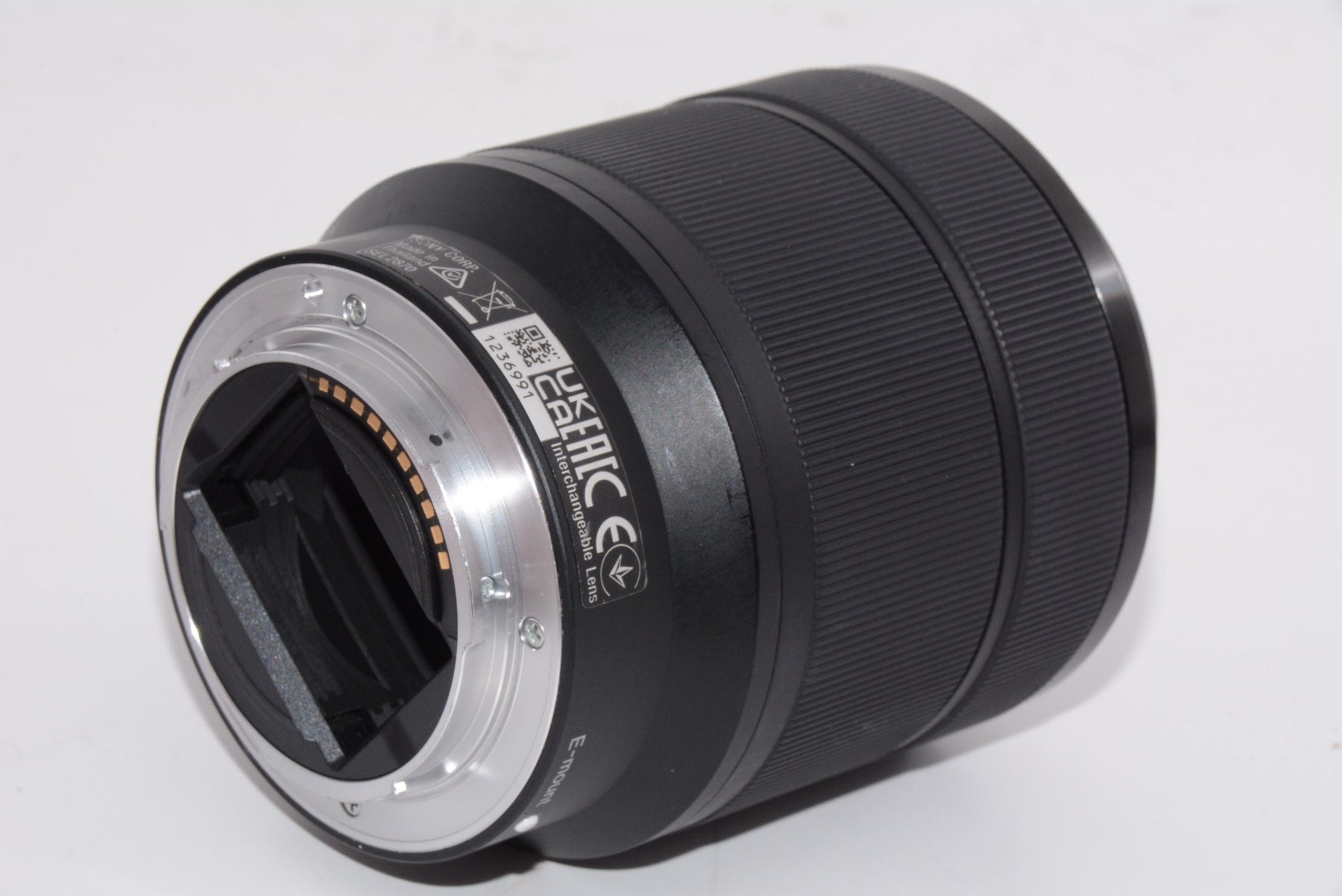 【外観並級】ソニー ミラーレス一眼 α7 III ズームレンズキット FE 28-70mm F3.5-5.6 OSS ILCE-7M3K