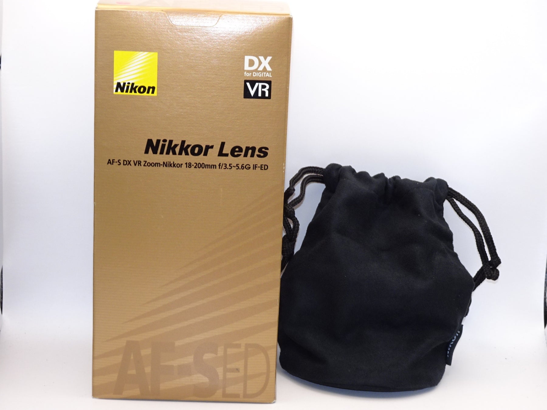 【外観特上級】Nikon AF-S DX VR Zoom Nikkor ED18-200mm F3.5-5.6G(IF)