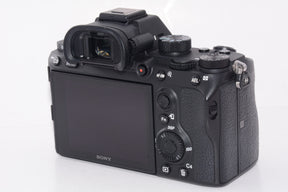【外観特上級】ソニー ミラーレス一眼 α7 III ボディ ILCE-7M3