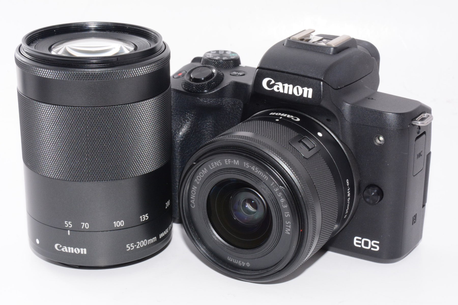 【外観並級】Canon ミラーレス一眼カメラ EOS Kiss M ダブルズームキット ブラック EOSKISSMBK-WZK