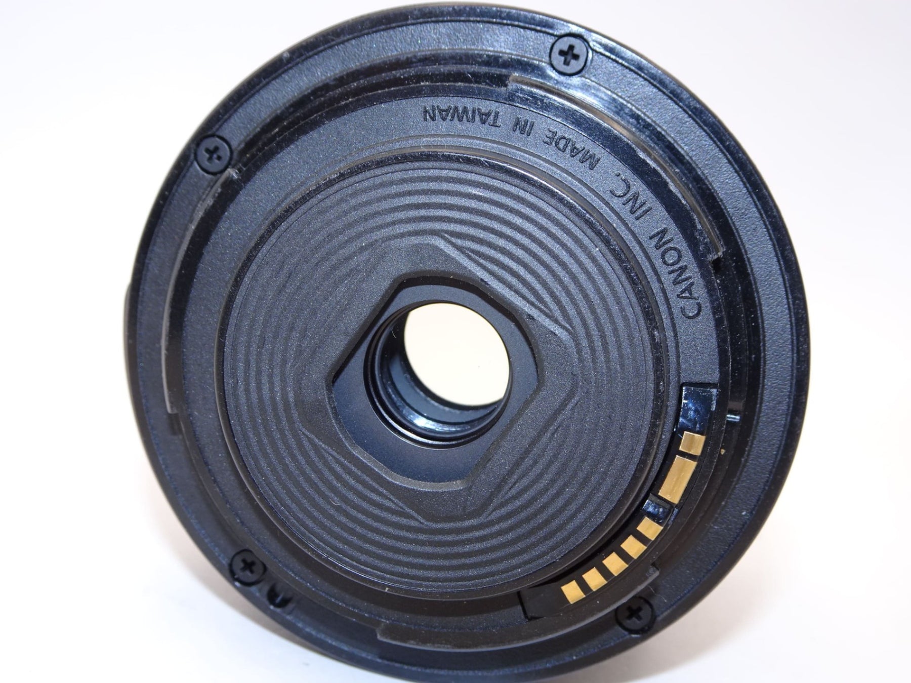 【外観並級】Canon 標準ズームレンズ EF-S18-55mm F4.0-5.6IS STM