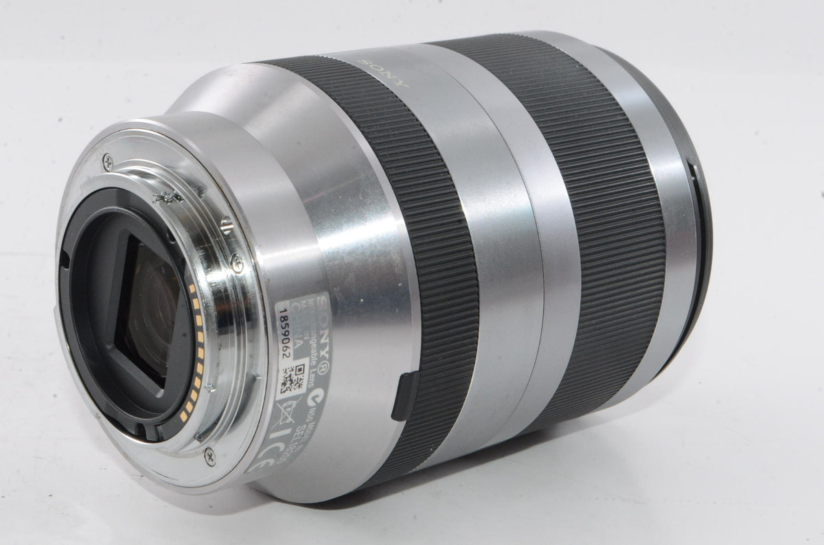 【外観特上級】ソニー SONY 高倍率ズームレンズ E 18-200mm F3.5-6.3 OSS SEL18200