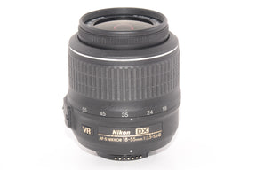 【外観特上級】Nikon 標準ズームレンズ AF-S DX NIKKOR 18-55mm f3.5-5.6G VR