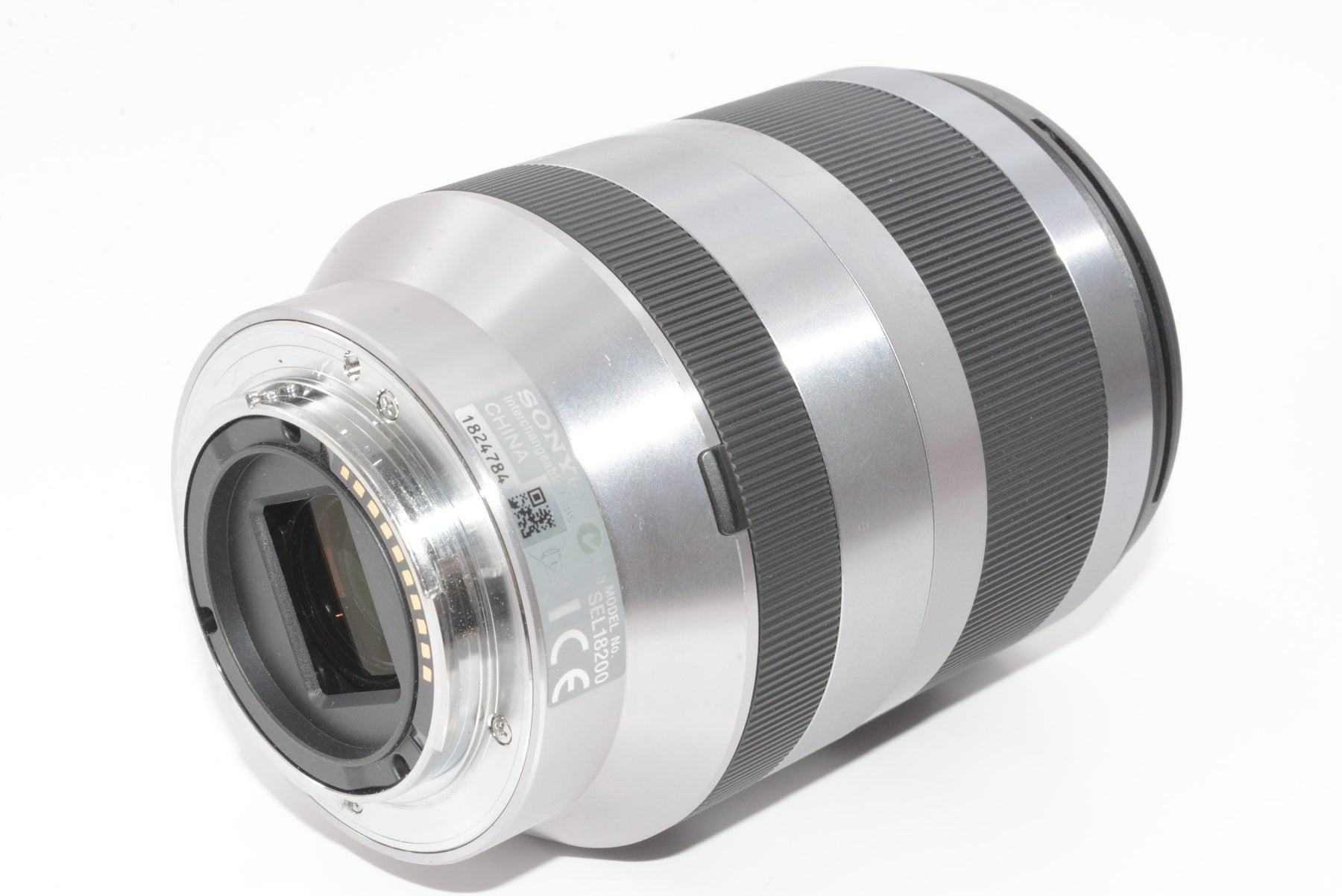 【外観並級】SONY 高倍率ズームレンズ E 18-200mm F3.5-6.3