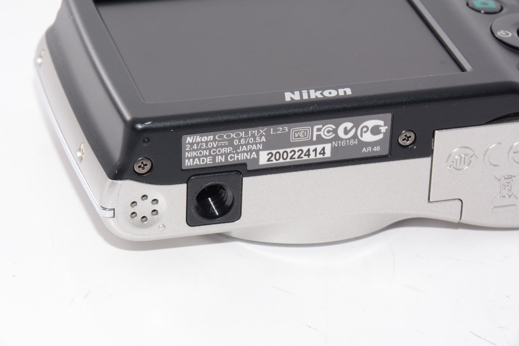 【外観特上級】NikonデジタルカメラCOOLPIX L23 シルバー