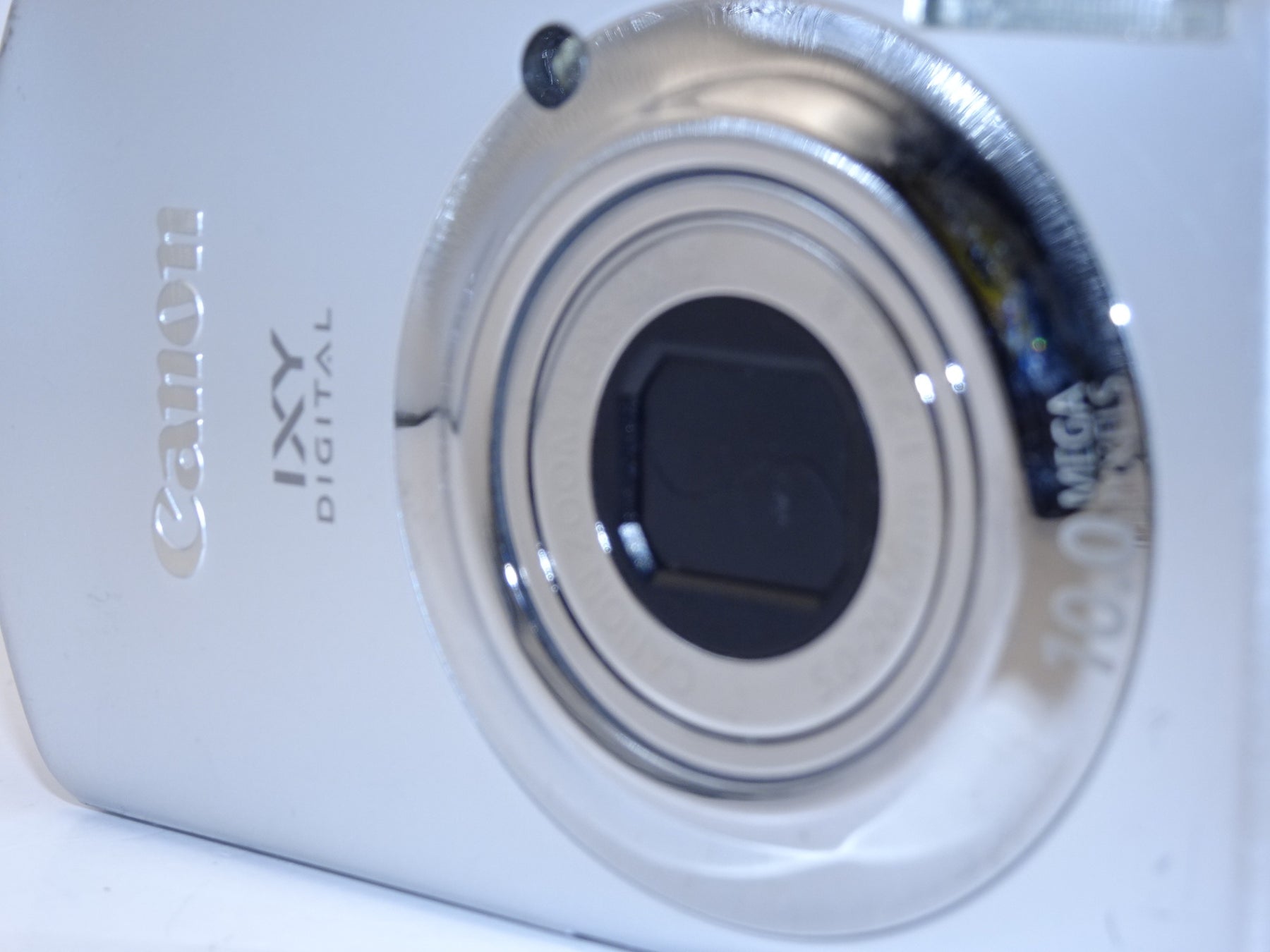 【外観特上級】Canon デジタルカメラ IXY DIGITAL 920 IS シルバー