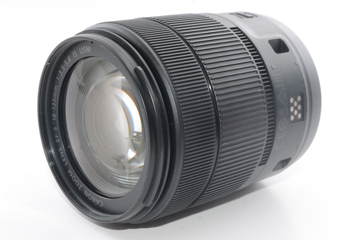 【外観並級】Canon 標準ズームレンズ EF-S18-135㎜ F3.5-5.6 IS USM APS-C対応