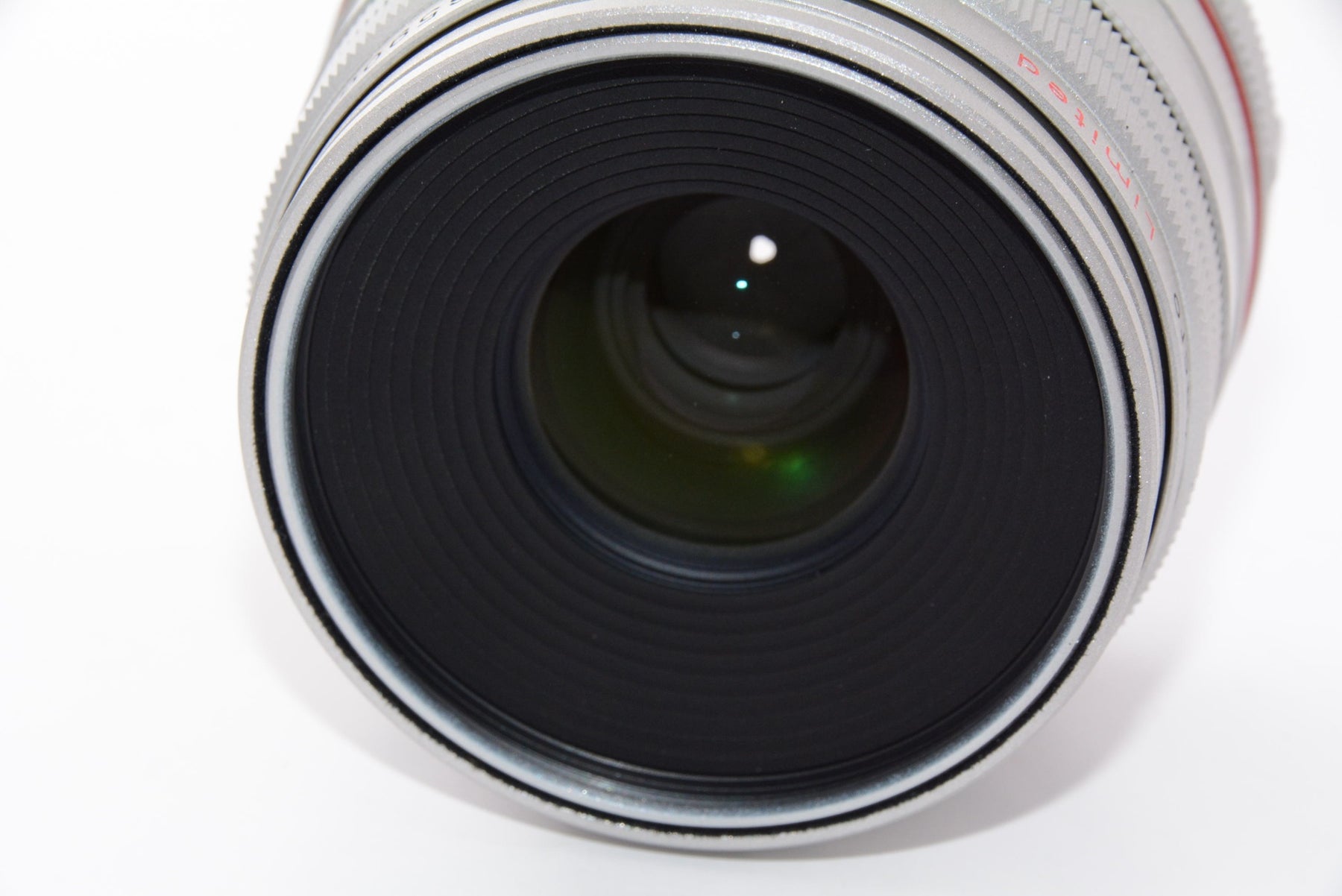 【外観特上級】PENTAX リミテッドレンズ 標準単焦点マクロレンズ HD PENTAX-DA35mmF2.8 Macro Limited シルバー Kマウント APS-Cサイズ 21460