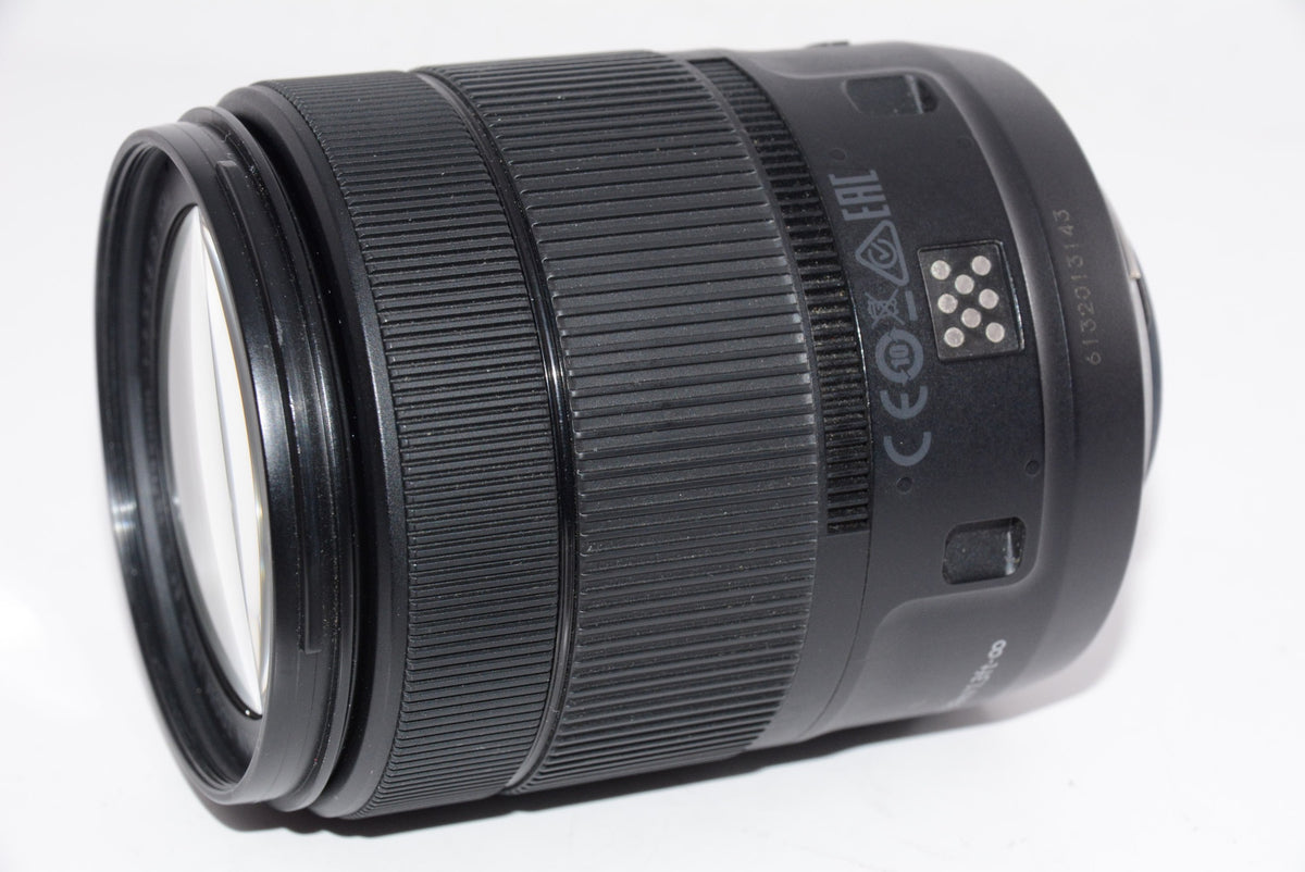 【外観特上級】Canon 標準ズームレンズ EF-S18-135㎜ F3.5-5.6 IS USM APS-C対応