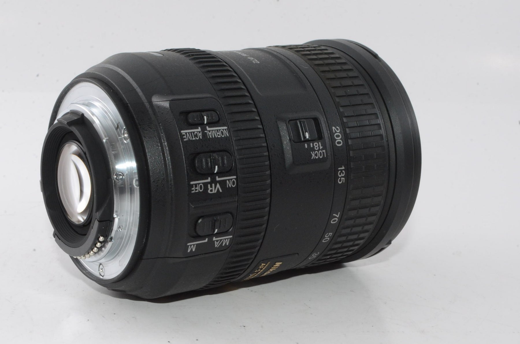 【外観特上級】Nikon 高倍率ズームレンズ AF-S DX NIKKOR 18-200mm f/3.5-5.6G ED VR II ニコンDXフォーマット専用