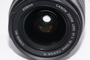 【外観特上級】Canon 標準ズームレンズ EF-S18-55mm F3.5-5.6 IS