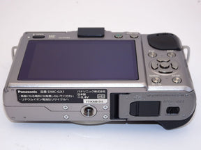 【外観特上級】パナソニック ミラーレス一眼カメラ ルミックス GX1 レンズキット シルバー DMC-GX1X-S