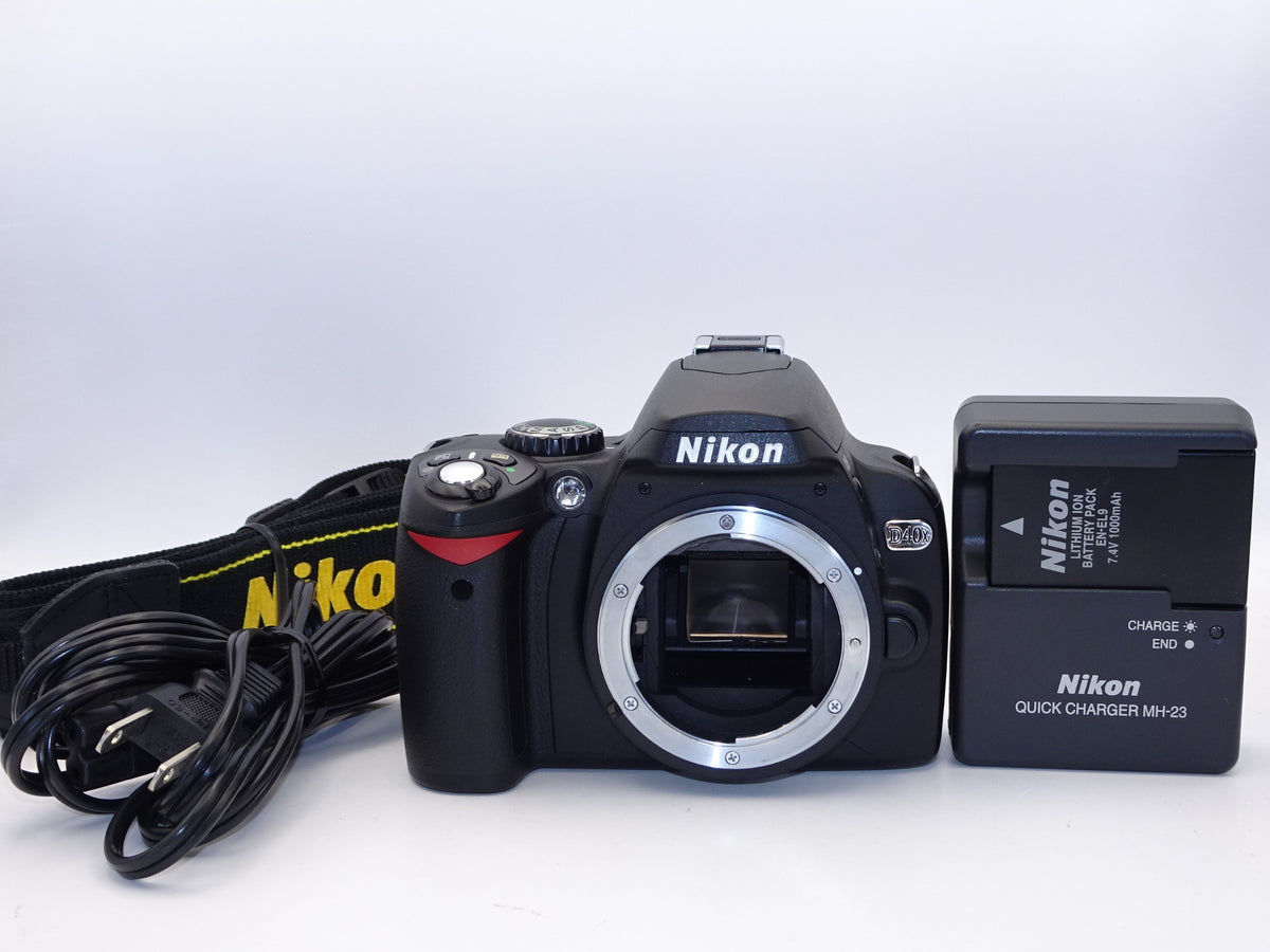 【外観特上級】Nikon デジタル一眼レフカメラ D40X ボディ