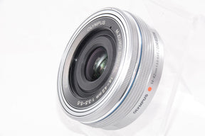 【外観特上級】OLYMPUS M.ZUIKO DIGITAL ED 14-42mm F3.5-5.6 EZ SLV