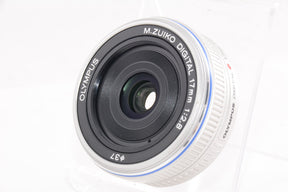 【外観特上級】OLYMPUS パンケーキレンズ M.ZUIKO DIGITAL 17mm F2.8 シルバー
