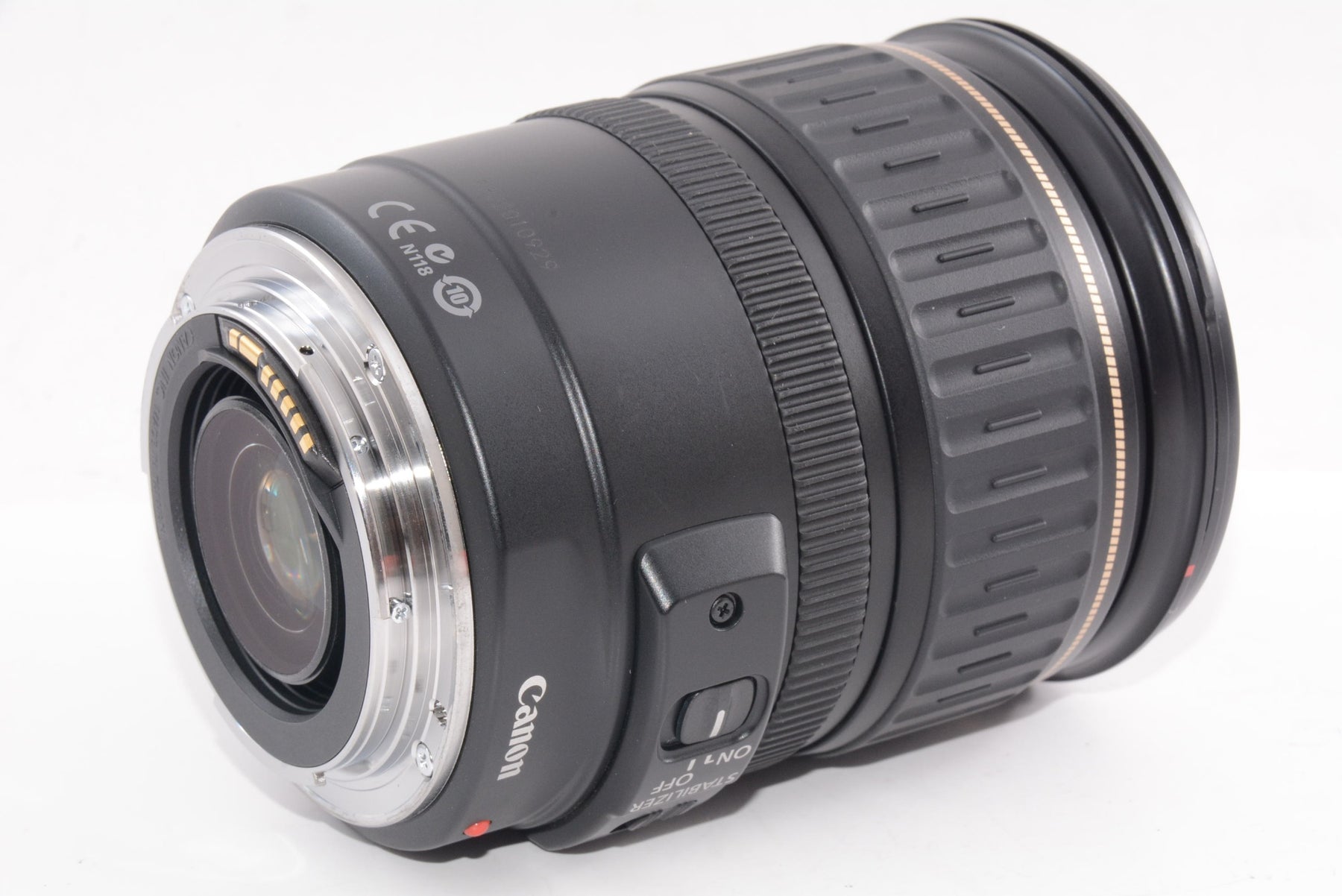 【外観並級】Canon 標準ズームレンズ EF28-135mm F3.5-5.6 IS USM
