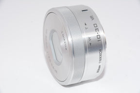 【外観特上級】Nikon 標準ズームレンズ1 NIKKOR VR 10-30mm f/3.5-5.6 PD-ZOOM シルバー