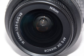 【外観特上級】Nikon 標準ズームレンズ AF-S DX NIKKOR 18-55mm f3.5-5.6G VR