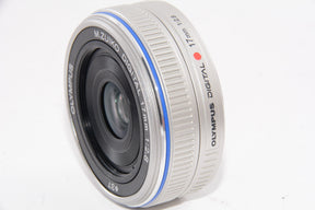 【外観並級】OLYMPUS パンケーキレンズ M.ZUIKO DIGITAL 17mm F2.8 シルバー