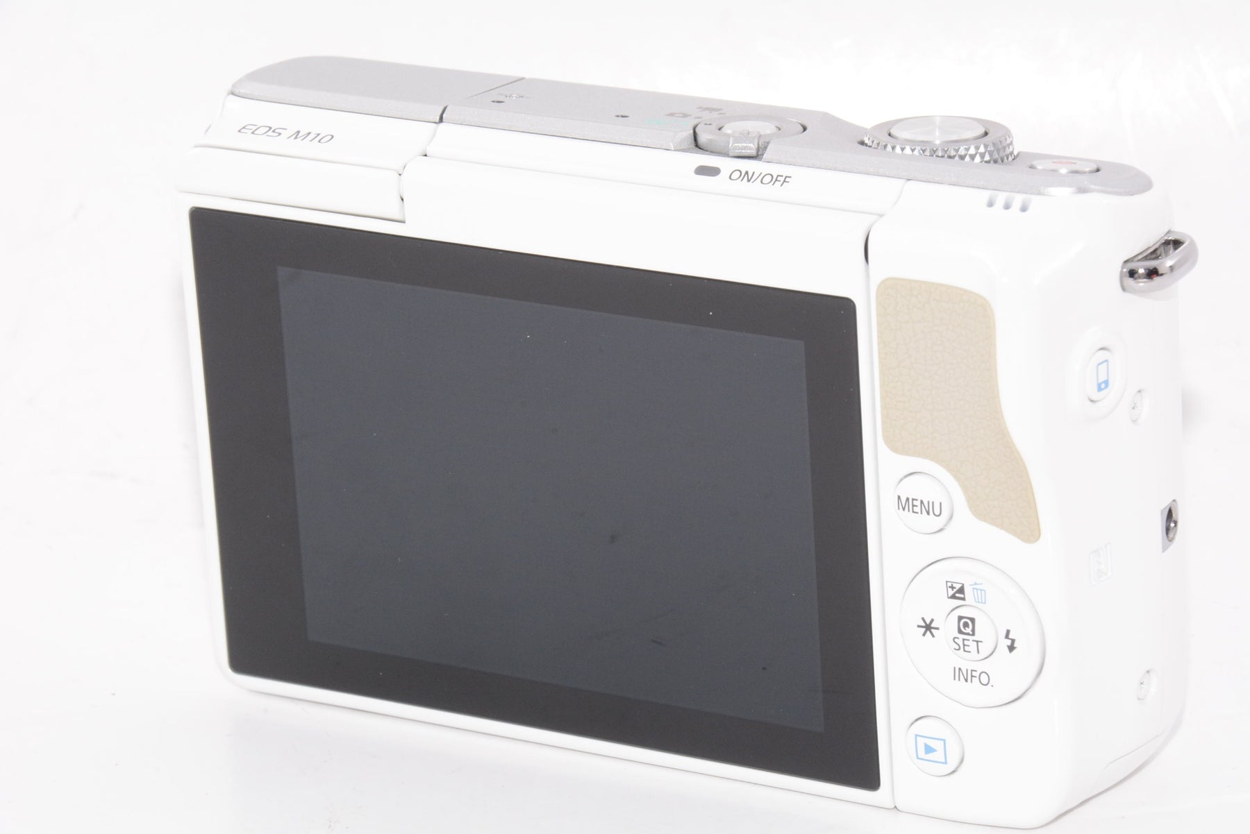 【外観並級】Canon ミラーレス一眼カメラ EOS M10 レンズキット(ホワイト) EF-M15-45mm F3.5-6.3 IS STM 付属 EOSM10WH-1545ISSTMLK