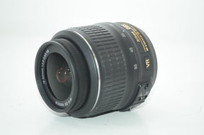 【外観特上級】Nikon D3200 レンズキット AF-S DX NIKKOR 18-55mm f/3.5-5.6G