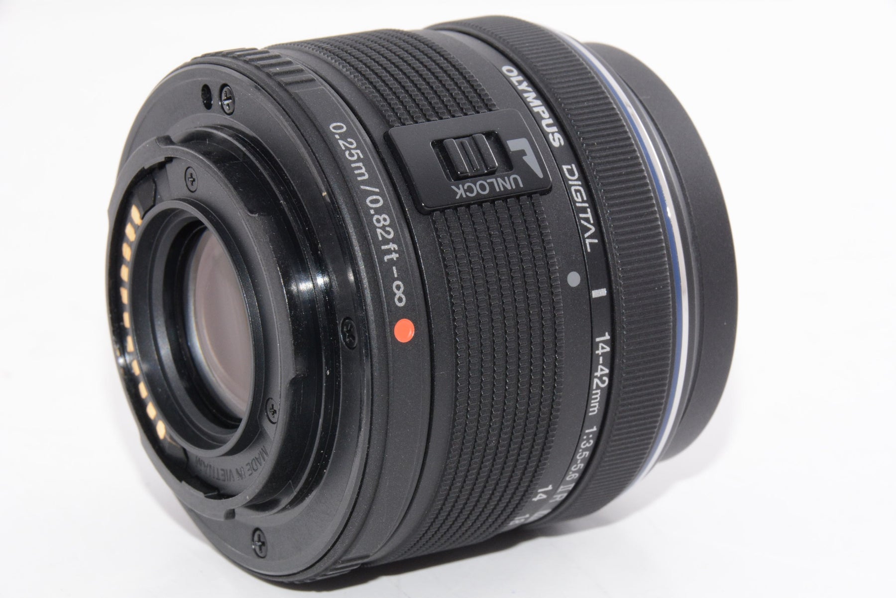 【外観並級】OLYMPUS 標準ズームレンズ M.ZUIKO DIGITAL 14-42mm F3.5-5.6 II R ブラック