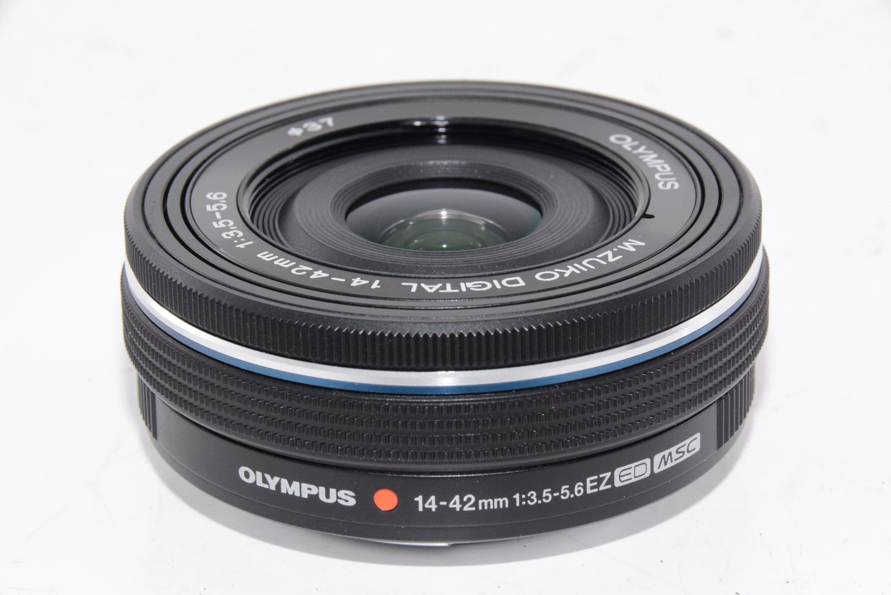 【外観特上級】OLYMPUS 電動式パンケーキズームレンズ M.ZUIKO DIGITAL ED 14-42mm F3.5-5.6 EZ BLK