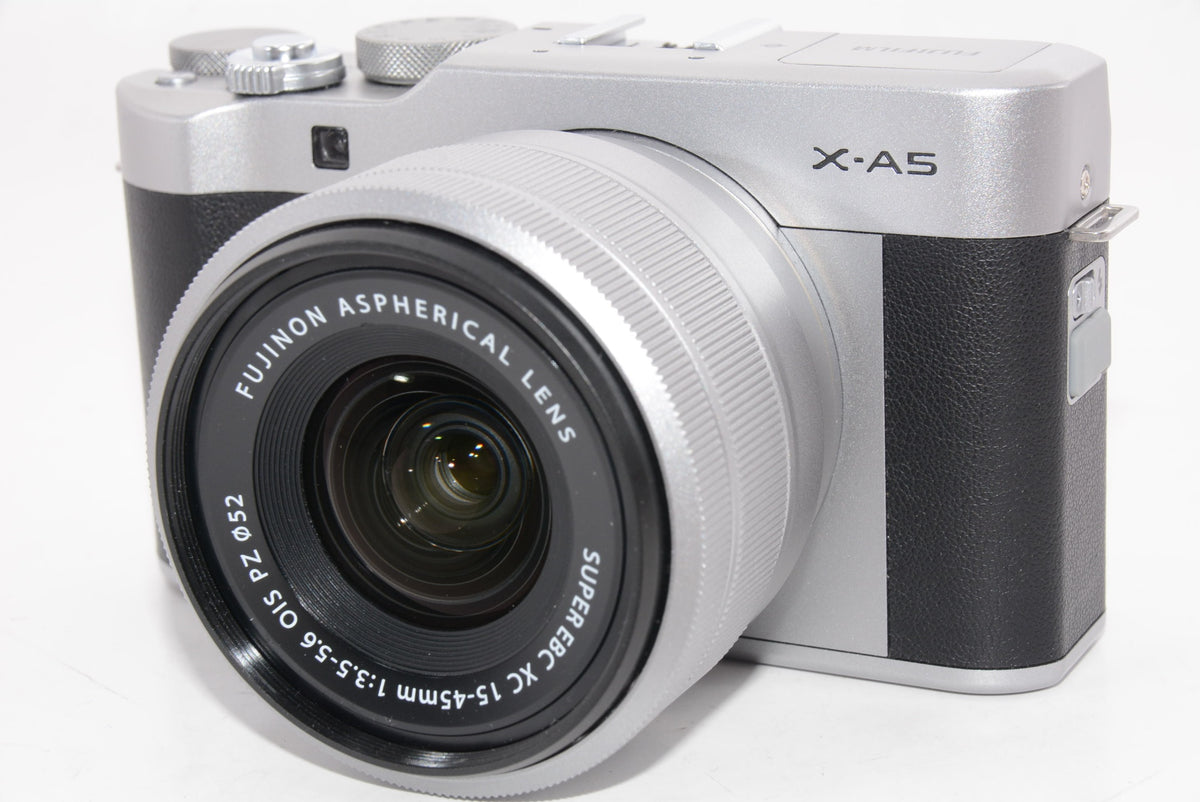 【外観特上級】FUJIFILM ミラーレス一眼カメラ X-A5レンズキット シルバー X-A5LK-S