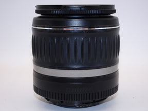 【外観特上級】Canon EF-S レンズ 18-55mm F3.5-5.6 II USM