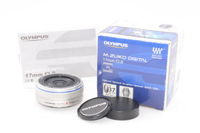 【外観特上級】OLYMPUS パンケーキレンズ M.ZUIKO DIGITAL 17mm F2.8 シルバー