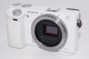 【外観並級】ソニー SONY ミラーレス一眼 α6000 ボディ ホワイト