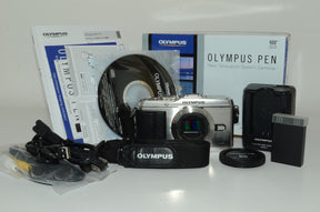 【外観並級】OLYMPUS ミラーレス一眼 PEN E-P3 ボディ シルバー E-P3 BODY SLV