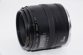 【外観並級】Canon EF 50 mm f / 2.5コンパクトマクロレンズ