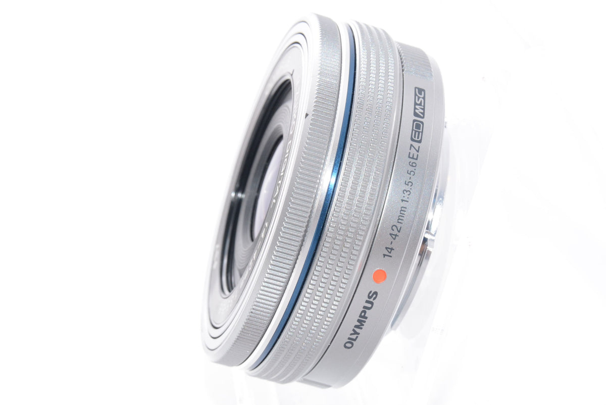 【外観特上級】OLYMPUS M.ZUIKO DIGITAL ED 14-42mm F3.5-5.6 EZ SLV