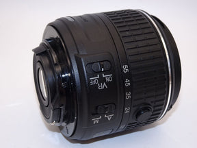 【外観特上級】Nikon 標準ズームレンズ AF-S DX NIKKOR 18-55mm f/3.5-5.6G VR II