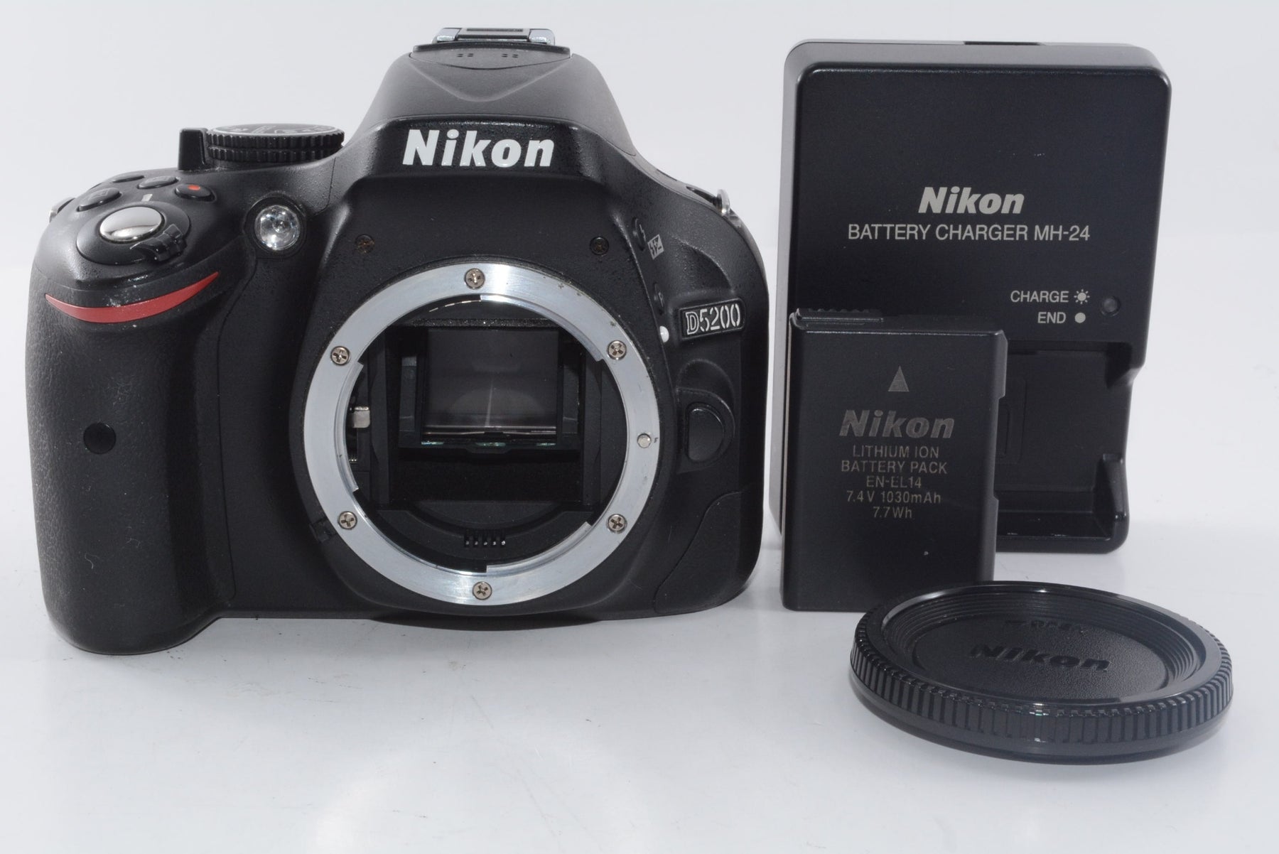 【外観並級】Nikon デジタル一眼レフカメラ D5200 ボディー ブラック D5200BK