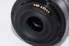 【外観並級】Canon 標準ズームレンズ EF-S18-55mm F3.5-5.6 IS STM