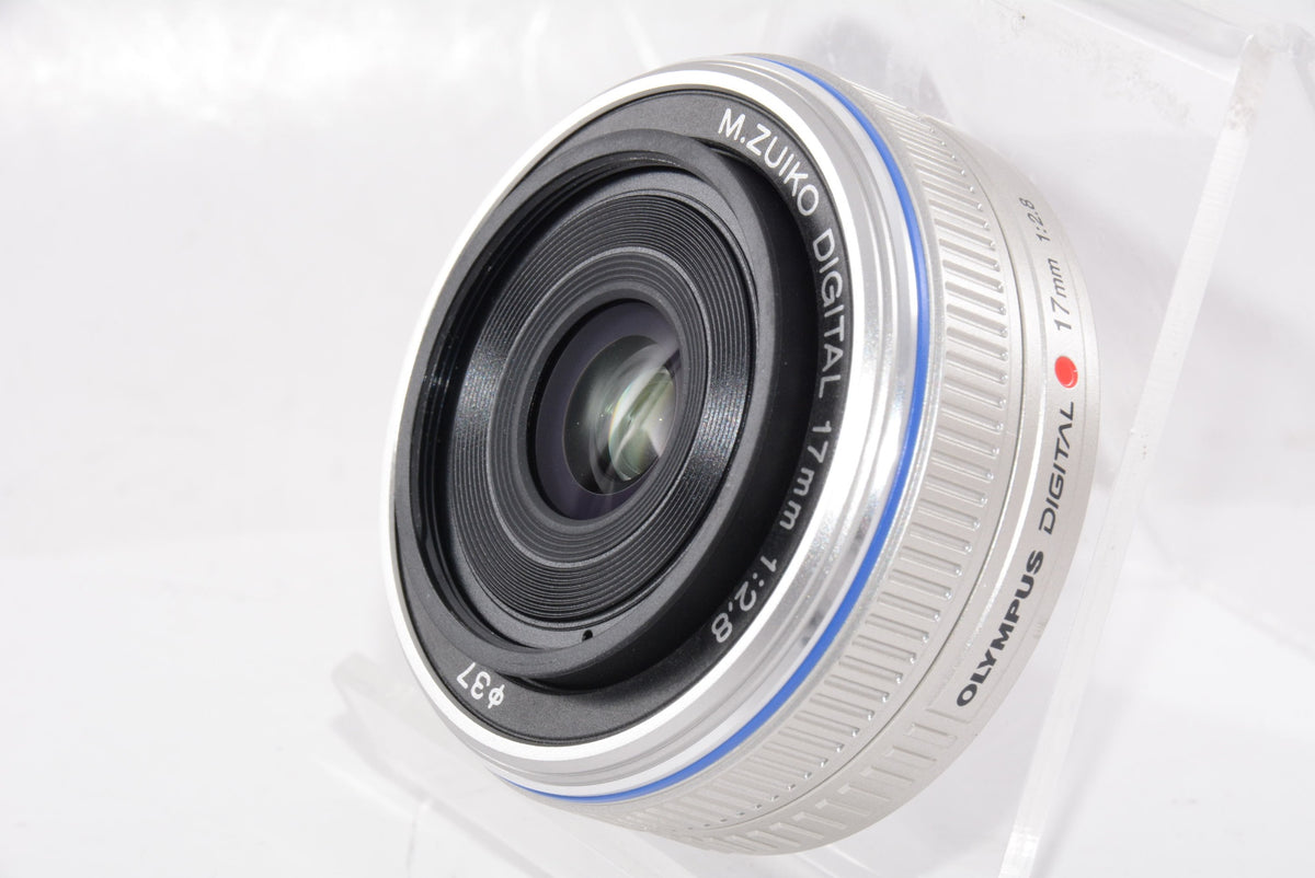 【外観特上級】OLYMPUS パンケーキレンズ M.ZUIKO DIGITAL 17mm F2.8 シルバー