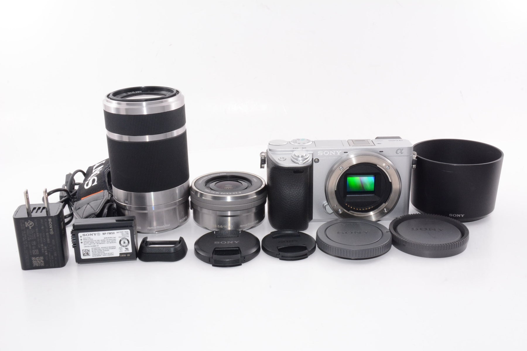 【外観特上級】ソニー ミラーレス一眼 α6400 ダブルズームレンズキット SELP1650