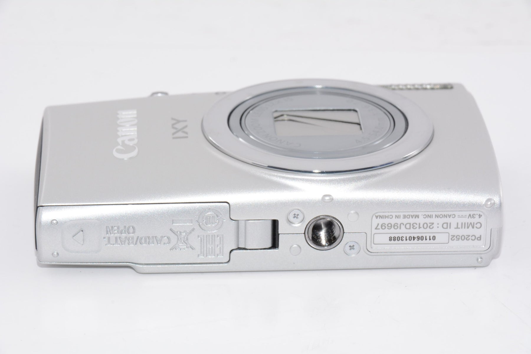 【外観特上級】Canon デジタルカメラ IXY 630 光学12倍ズーム シルバー IXY630(SL)