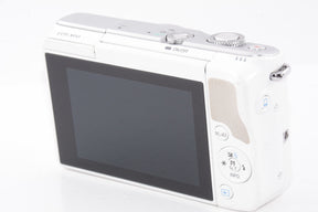 【外観並級】Canon ミラーレス一眼カメラ EOS M10 レンズキット(ホワイト) EF-M15-45mm F3.5-6.3 IS STM 付属 EOSM10WH-1545ISSTMLK