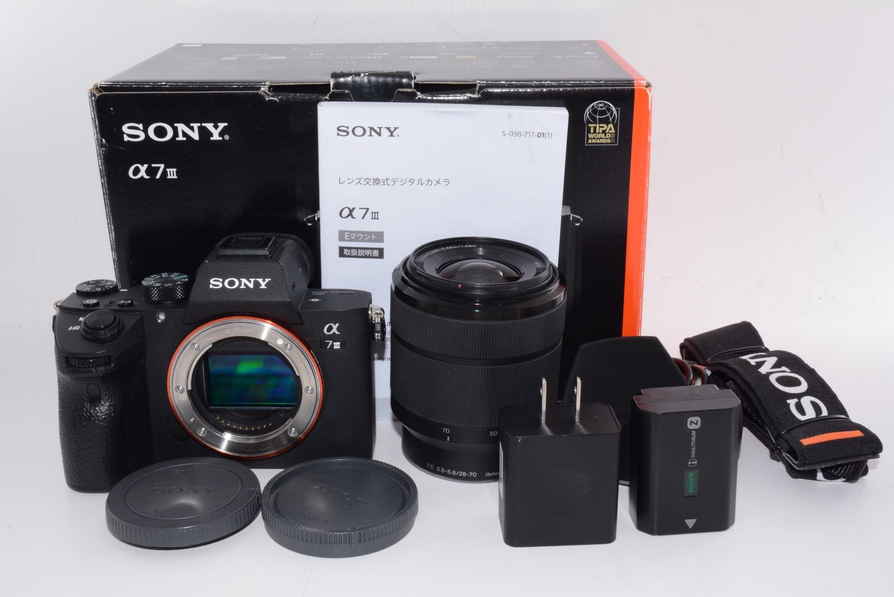 【外観並級】ソニー ミラーレス一眼 α7 III ズームレンズキット FE 28-70mm F3.5-5.6 OSS ILCE-7M3K