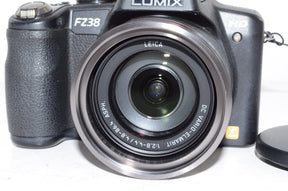 【外観特上級】パナソニック デジタルカメラ LUMIX (ルミックス) FZ38 ブラック DMC-FZ38-K