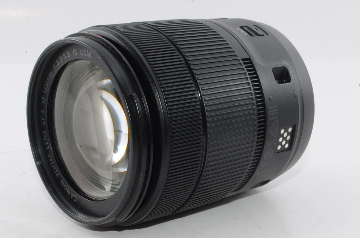 【外観並級】Canon 標準ズームレンズ EF-S18-135㎜ F3.5-5.6 IS USM APS-C対応