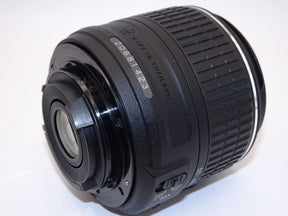 【外観特上級】Nikon 標準ズームレンズ AF-S DX NIKKOR 18-55mm f/3.5-5.6G VR II