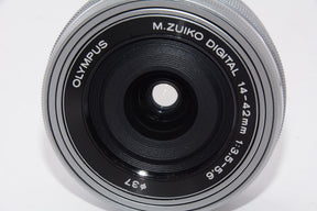 【外観特上級】OLYMPUS M.ZUIKO DIGITAL ED 14-42mm F3.5-5.6 EZ SLV