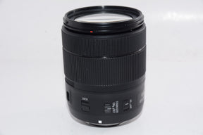 【外観特上級】Canon 標準ズームレンズ EF-S18-135㎜ F3.5-5.6 IS USM APS-C対応
