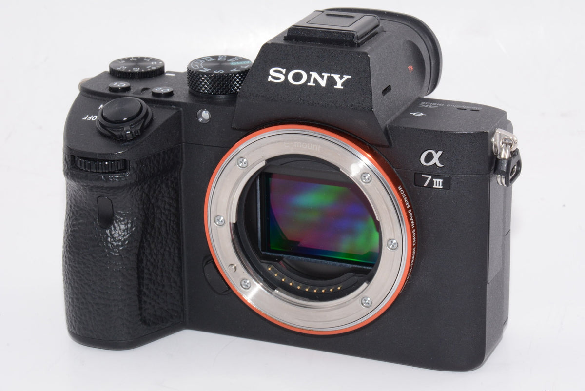 【外観並級】ソニー ミラーレス一眼 α7 III ズームレンズキット FE 28-70mm F3.5-5.6 OSS ILCE-7M3K