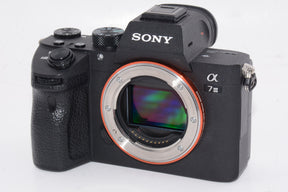 【外観並級】ソニー ミラーレス一眼 α7 III ズームレンズキット FE 28-70mm F3.5-5.6 OSS ILCE-7M3K