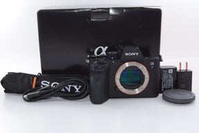 【外観特上級】ソニー フルサイズミラーレス一眼 α7 IV ボディ ILCE-7M4 ブラック α7M4